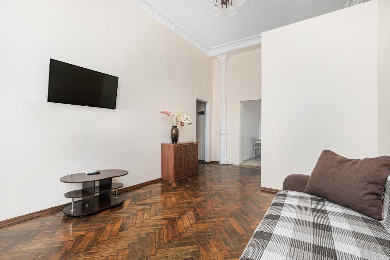 Nice Apartment In The City Center Oldenburg Bagian luar foto