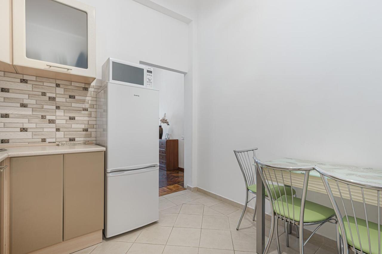 Nice Apartment In The City Center Oldenburg Bagian luar foto