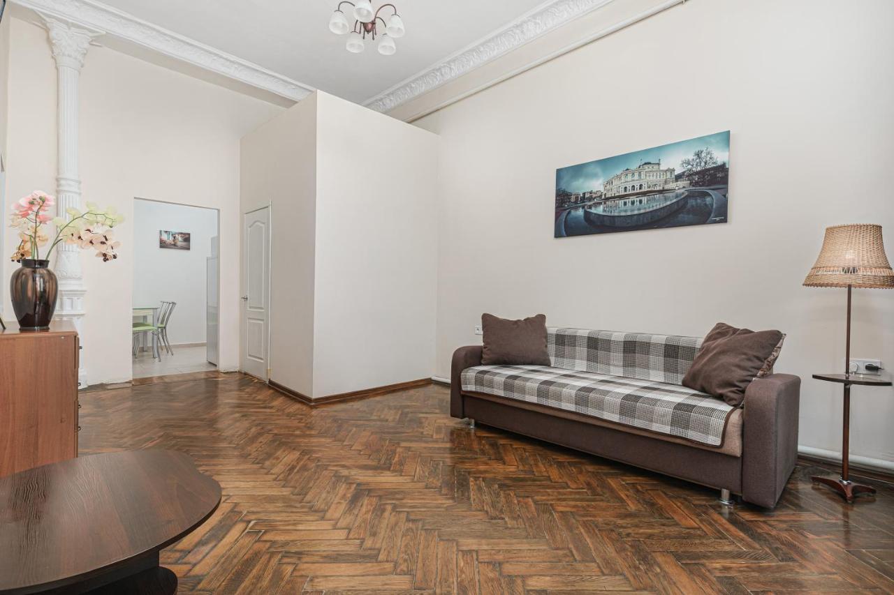 Nice Apartment In The City Center Oldenburg Bagian luar foto