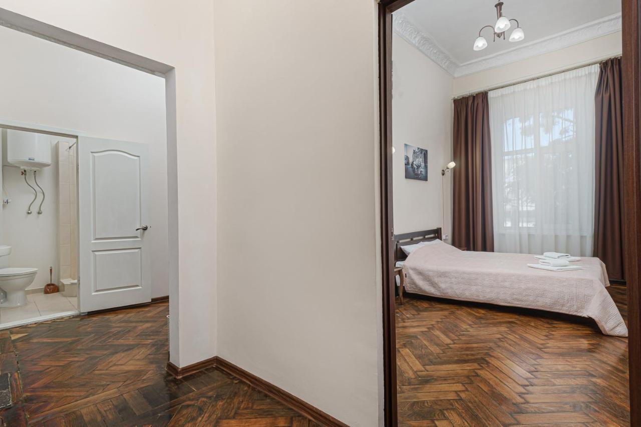 Nice Apartment In The City Center Oldenburg Bagian luar foto